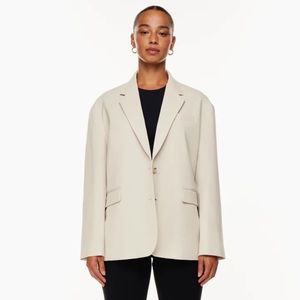 Babaton Vogue Blazer in Colour Matte Pearl